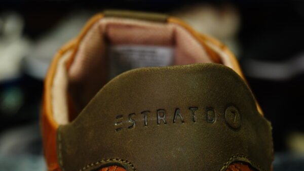 Zapato Deportivo En Cuero Estrato 7 - Imagen 3